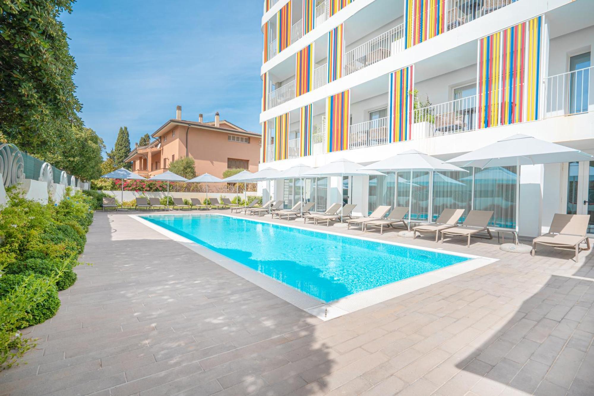 Felix Hotels - Hotel Felix Ольбия Экстерьер фото